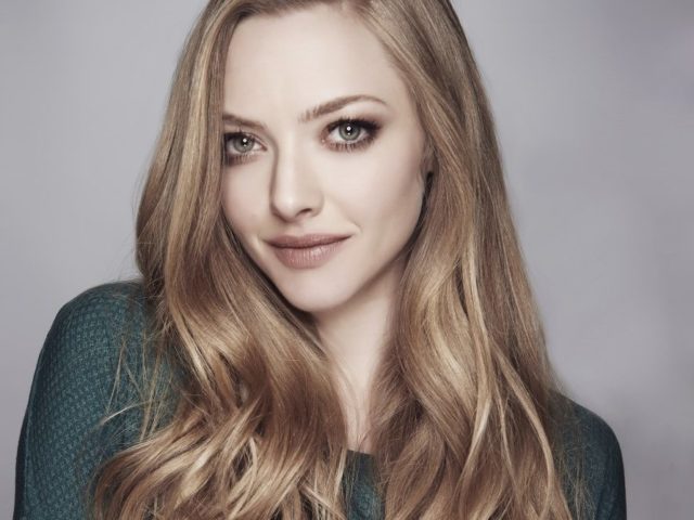 Amanda Seyfried Trending as an Old Explicit Picture of Her on a Surfboard Resurfaces the Internet