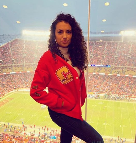 Tyreek Hill’s Fiancé Crystal Espinal Wiki Bio: Age, Pregnant, Son, Family, Ig, Twitter & More