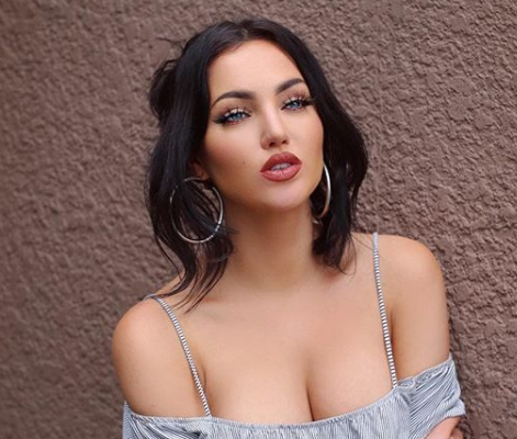 Natalie Halcro Husband, Fiance, Siblings, Height, Child, Net Worth, Young, Pregnant, Wiki, Bio