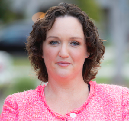 Katie Porter Net Worth 2020, Salary, Husband, Election, Congress, Biography, Wiki