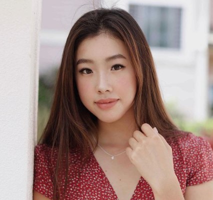 Yealimi Noh Net Worth 2021, Bio, Wiki, Parents, Height, Boyfriend, Ethnicity, Family